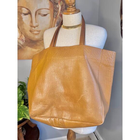 Baggu Oversized Leather Tote in Camel - Picture 9 of 10